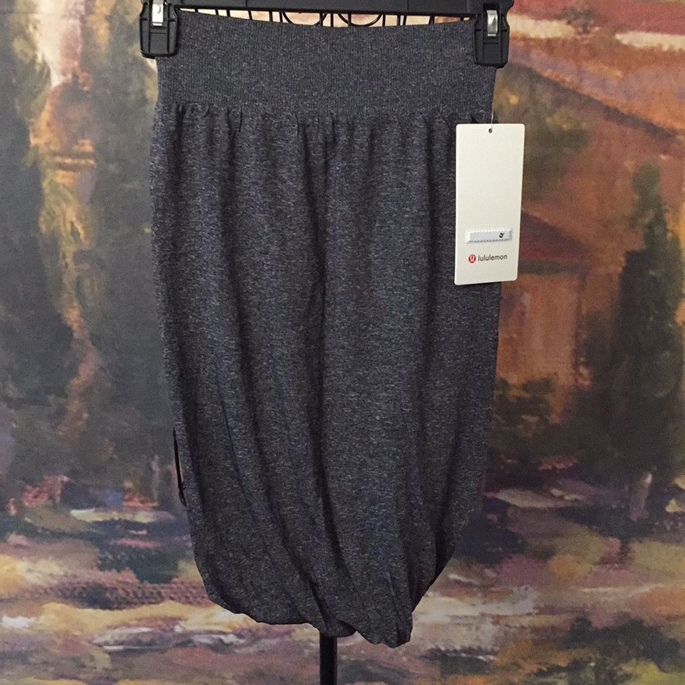 BNWT Lululemon Boulevard Bliss Skirt